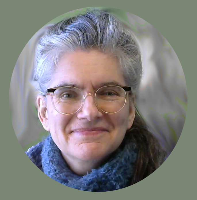 photo of Holli-Anne Passmore